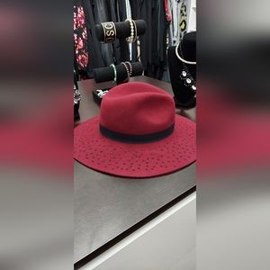 Fedora hat